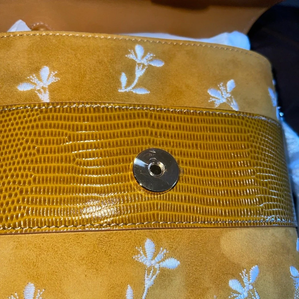 CHLOÉ Aby Lock Small Lizard-effect Leather-trimmed Embroidered Suede Bag - Picture 9 of 16